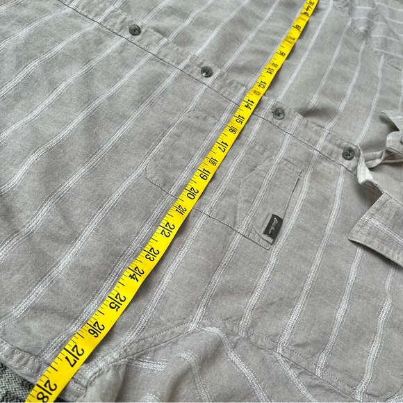 EDDIE BAUER Linen Blend Short Sleeve Button Down - Gray/Beige - 2XL - Picture 5 of 10